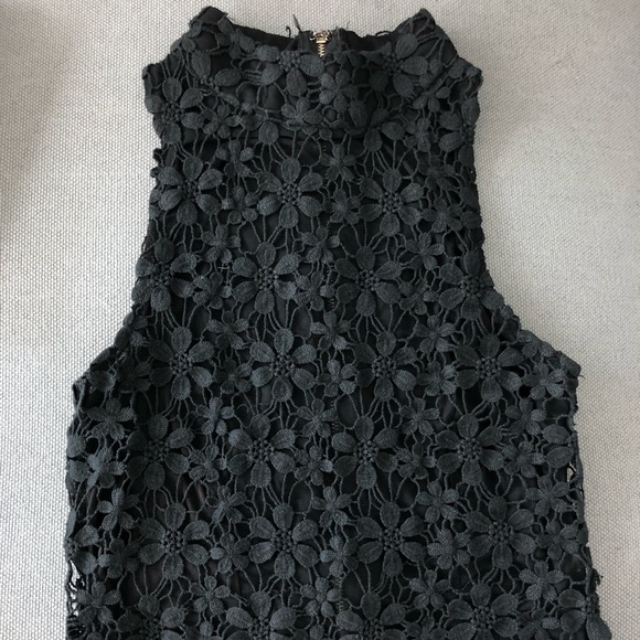 LF Black floral crochet high neck top - Picture 3 of 4